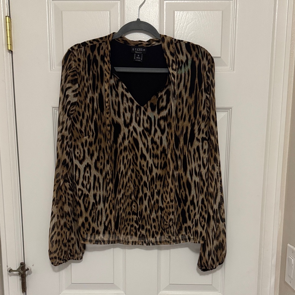 Women's Leopard Print Top